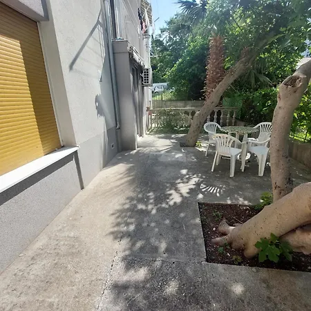 Mate Apartment